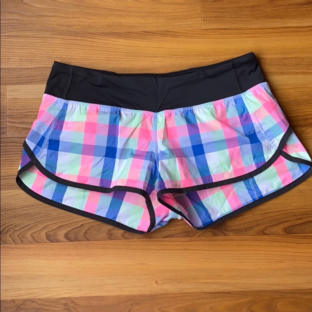 Lululemon plaid speed shorts 6